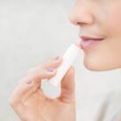 العناية بالشفاه